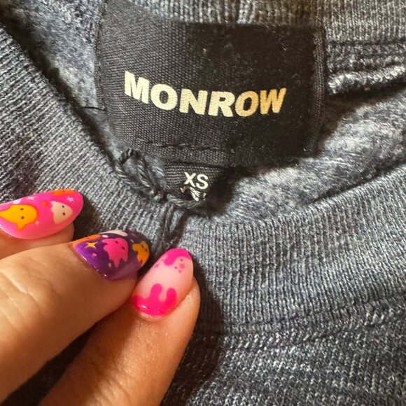 NWT Monrow Tiger Graphic Crewneck Sweatshirt Charcoal Gray – Women’s XS - Picture 4 of 4